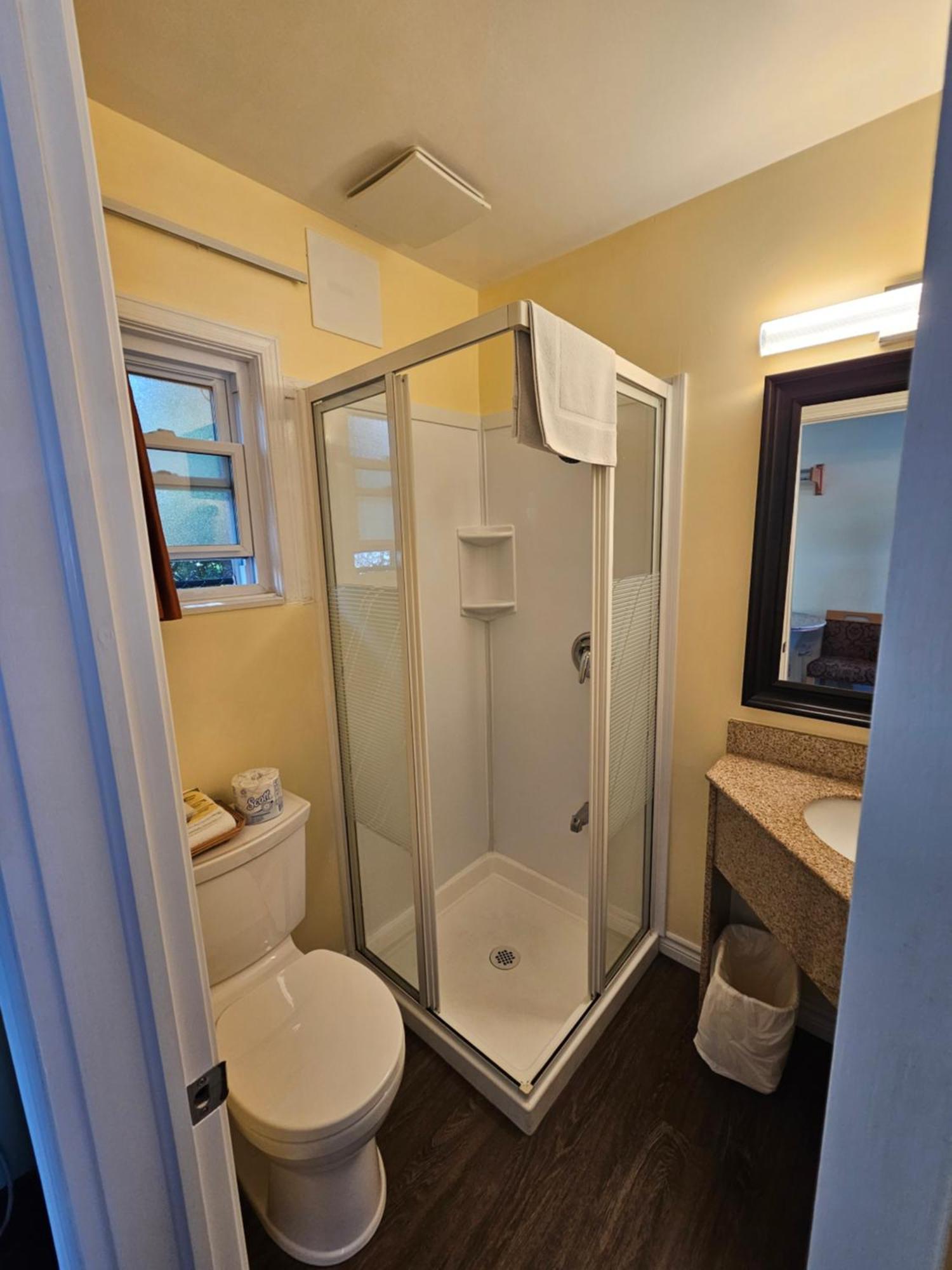 Huntsville Inn Bagian luar foto