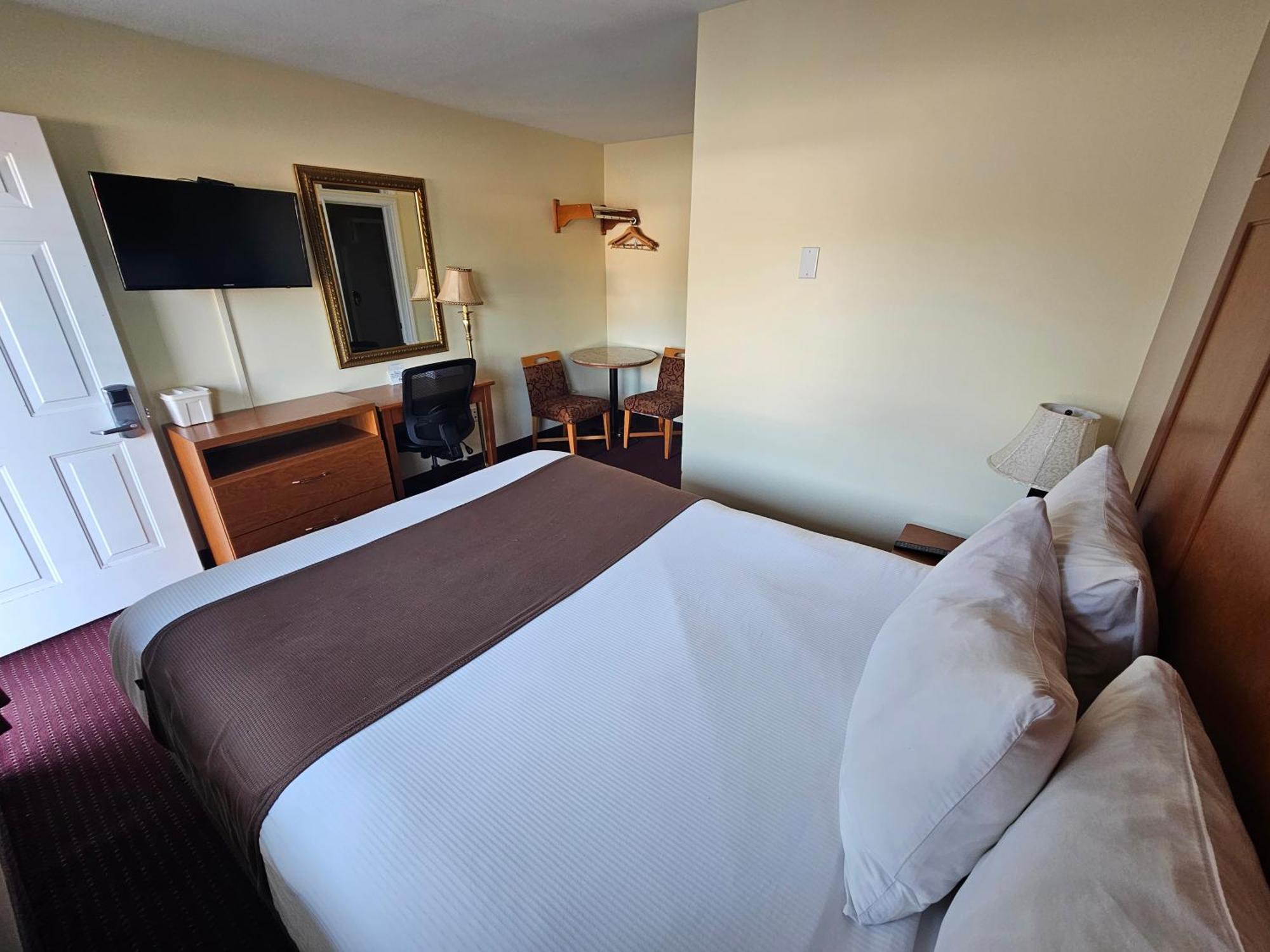Huntsville Inn Bagian luar foto